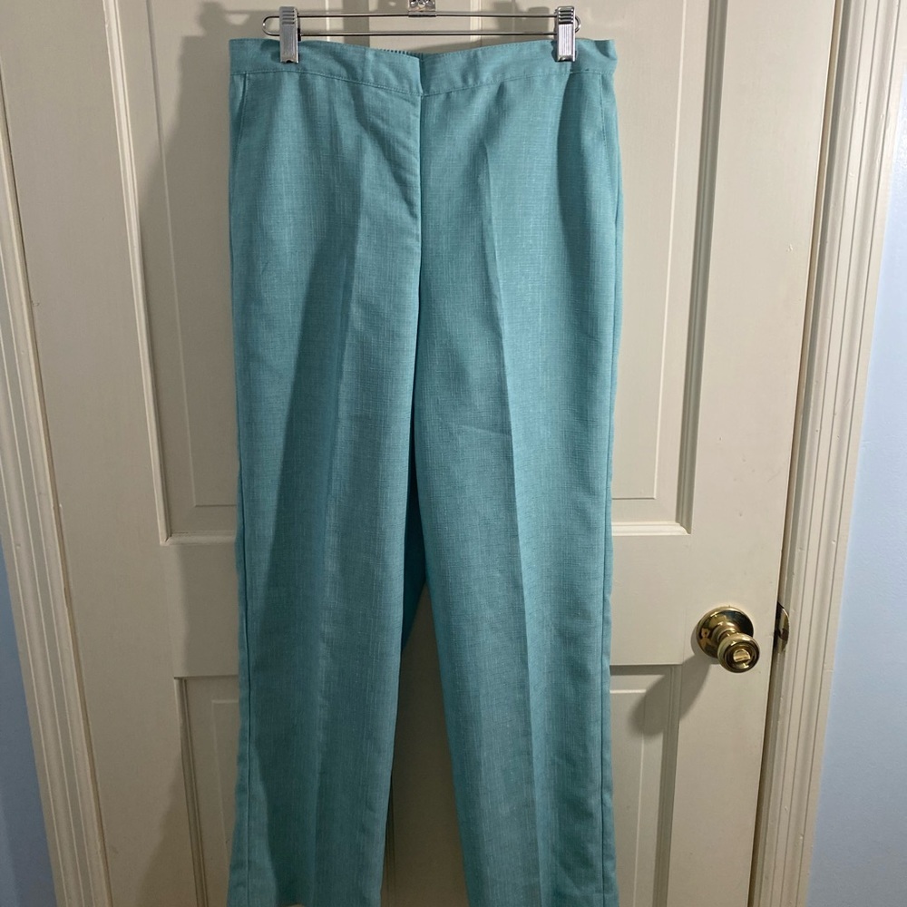 Alfred Dunner Seafoam Classic Fit Pant Size 8P (MEDIUM)
